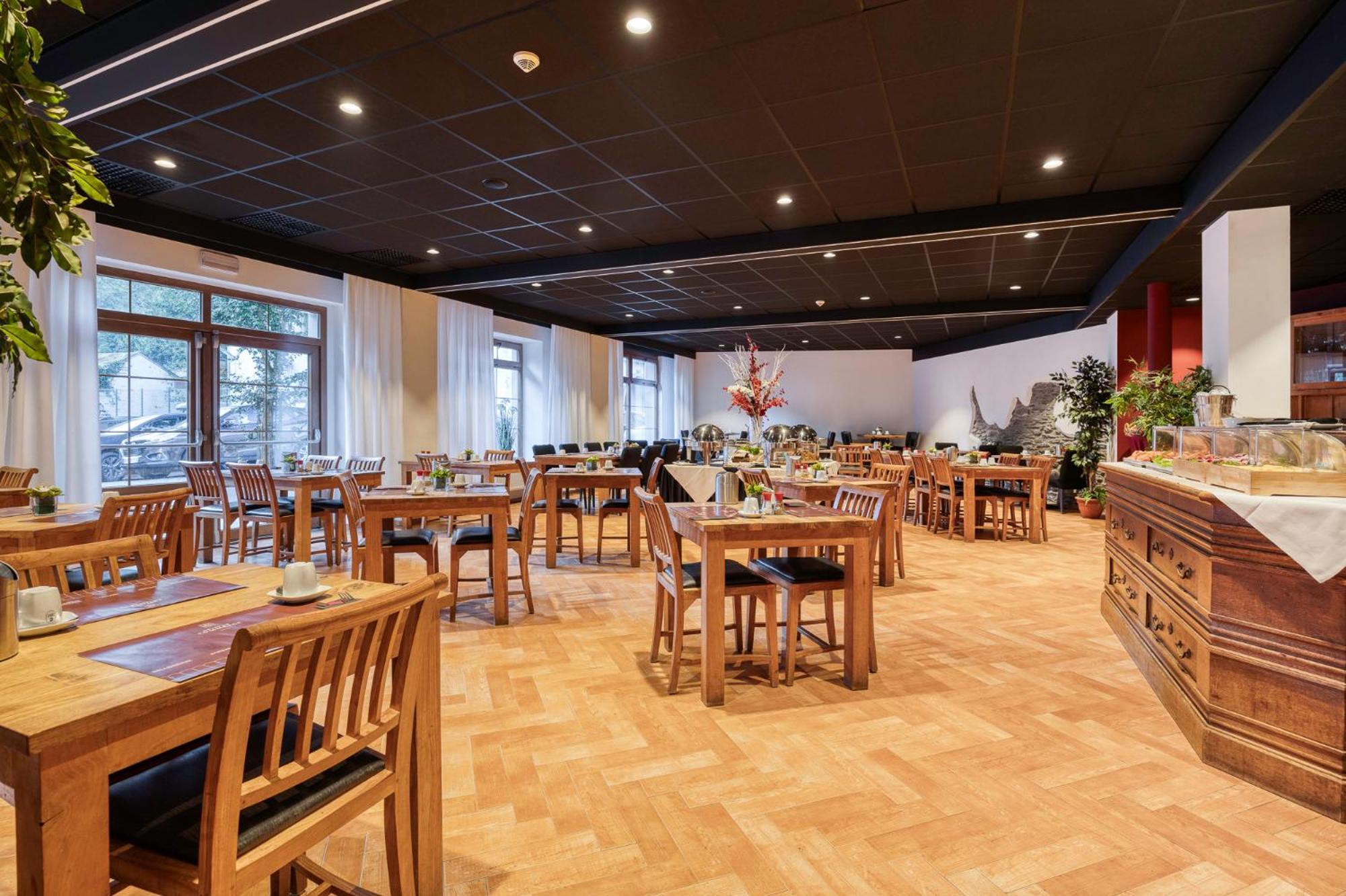 Hotel Du Commerce Houffalize Luaran gambar